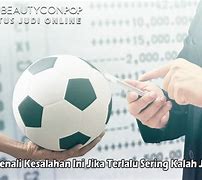 Kalah Judi Bola Ratusan Juta Perhari Ini Di Bali